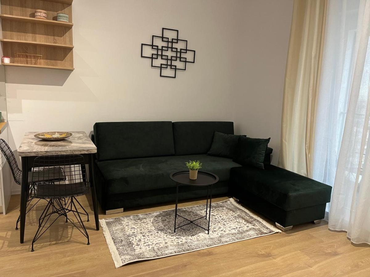 Comfy Nest Apartment- Free Parking Tirana Exteriör bild
